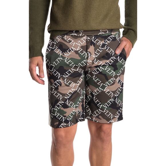 Valentino Camo-Print  Sweat Shorts - Picture 8 of 9